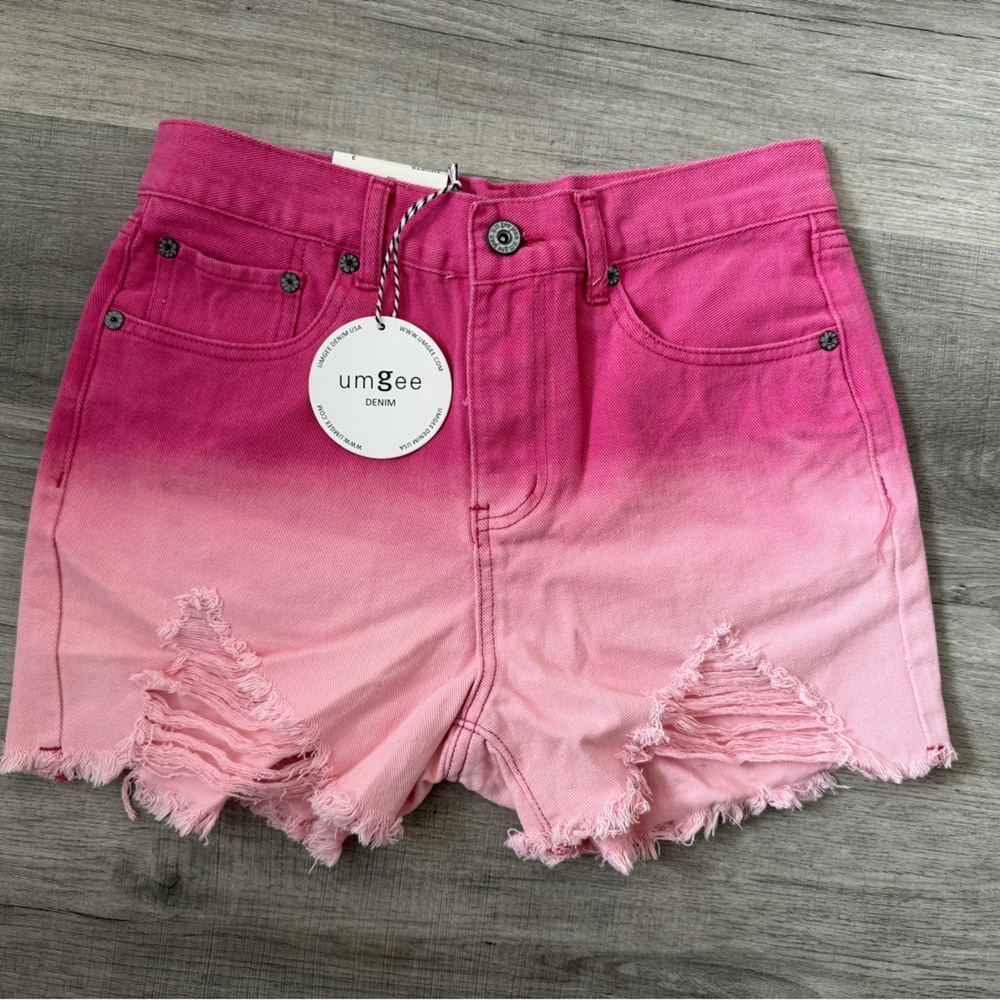 NWT Umgee Pink Ombre Shorts